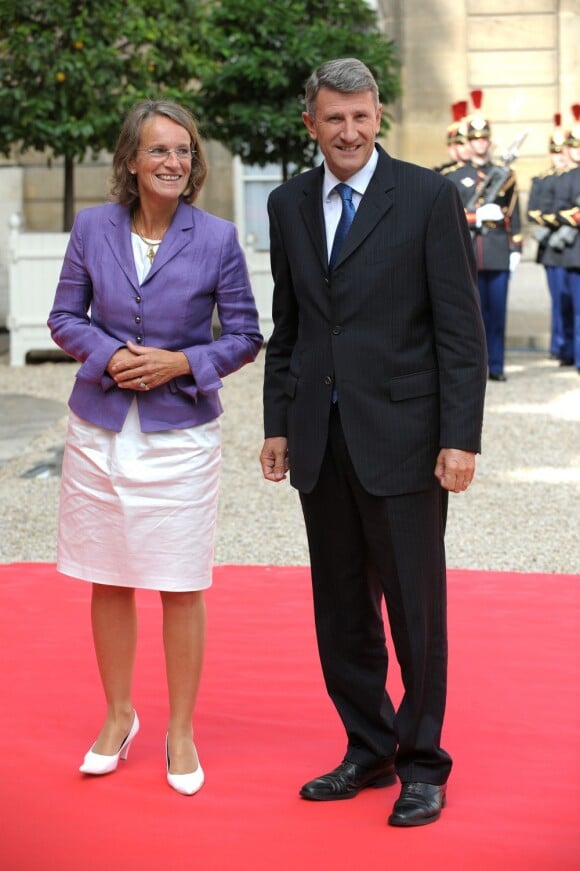Philippe de Villiers et son épouse à l'Elysée en 2008.