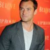 Jude Law assiste à la soirée Duran Duran, vendredi 13 mai au VIP Room de Cannes, en plein Festival international du film.
