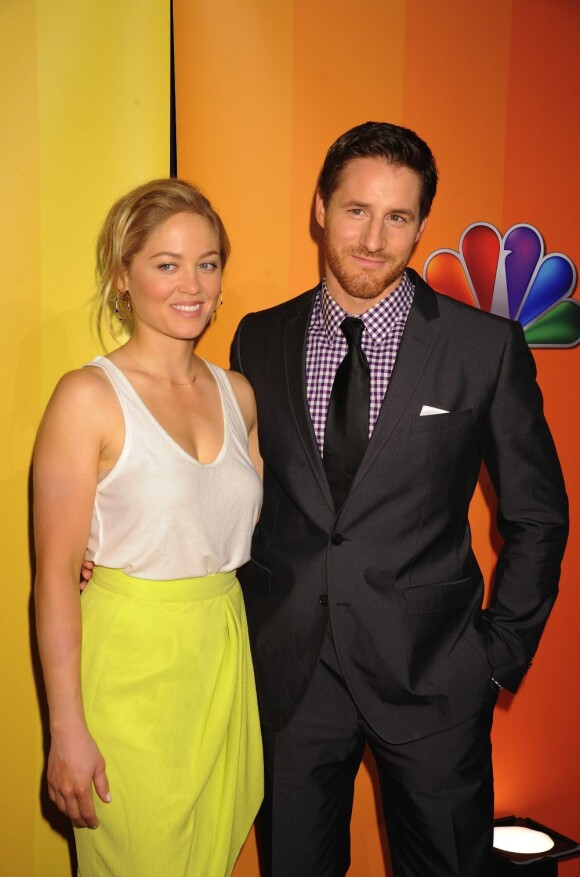 Erika Christensen et Sam Jaeger. Le 16 mai à l'Hotel Hilton de New York, toute la famille NBC était  réunie pour clore la saison 2011 et présenter celle de l'année  prochaine. Et quelle famille !