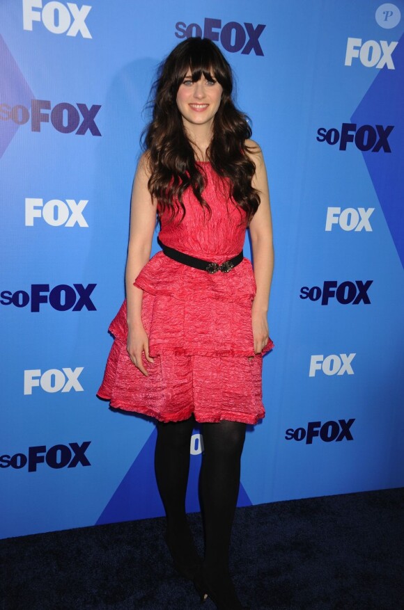 Zooey Deschanel, membre du casting de la série The New Girl, assiste à la conférence de presse de la Fox, lundi 16 mai à New York.