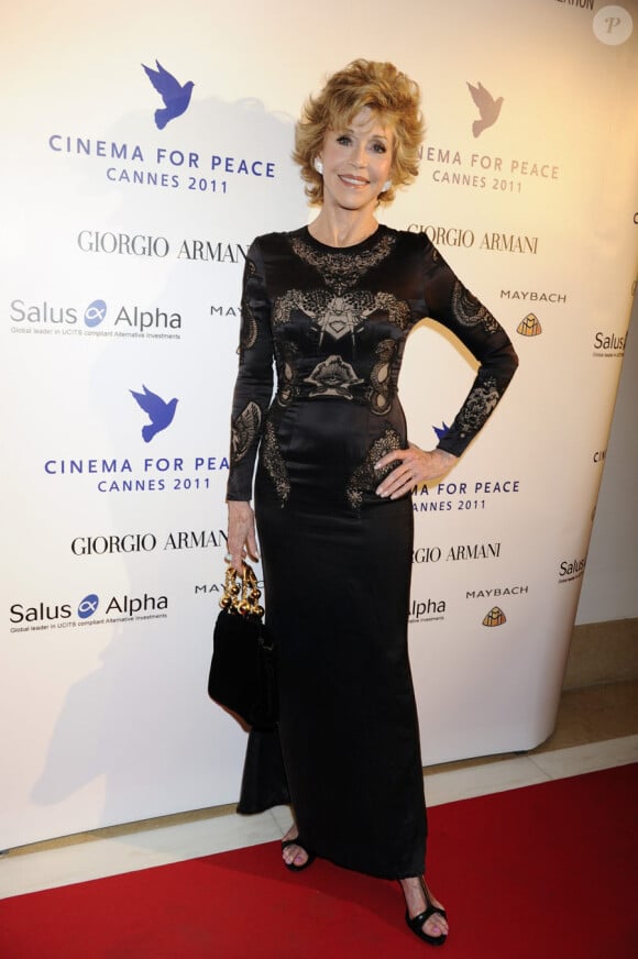 Jane Fonda lors du dîner de charité Cinema for Peace organisé au Carlton, à Cannes, le 18 mai 2011