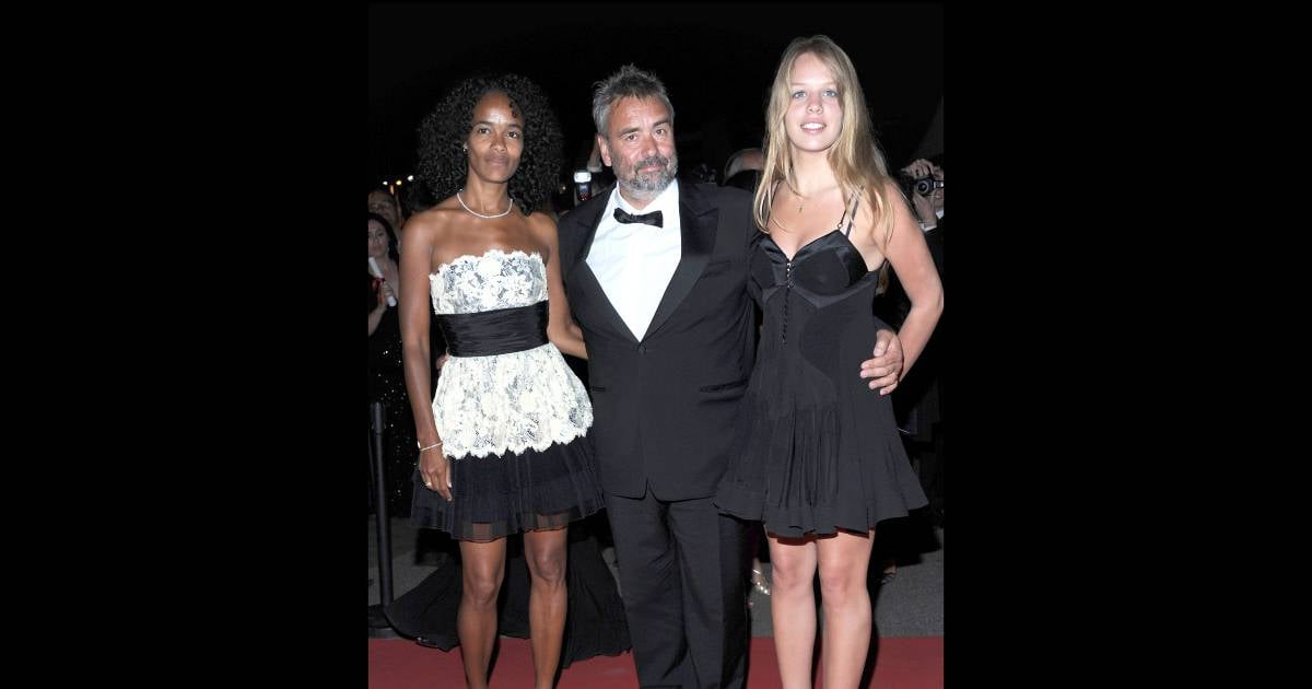 Luc Besson, avec sa compagne Virginie Silla et sa fille ...