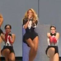Beyoncé, endiablée, avec des dizaines de danseuses pour Oprah Winfrey...