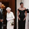 Barack et Michelle Obama donnent un dîner en l'honneur de la reine, à l'ambassade américaine à  Londres, le 25  mai 2011.