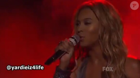 Beyoncé sur la scène du Kodak Theater pour la finale d'American Idol, à Los Angeles, le 25 mai 2011.