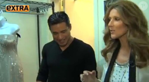 Mario Lopez à la découverte du dressing de Céline Dion à Las Vegas, mars 2011.