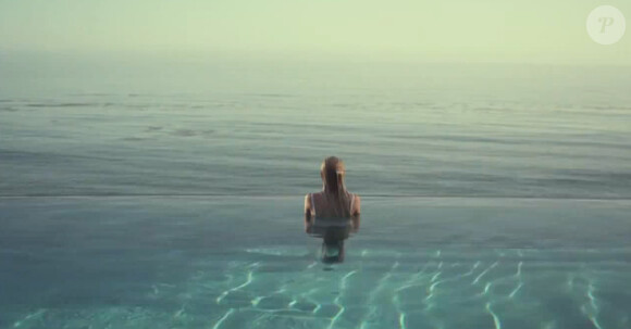 Capture d'écran de la vidéo Lindsay Lohan réalisée par Richard Phillips