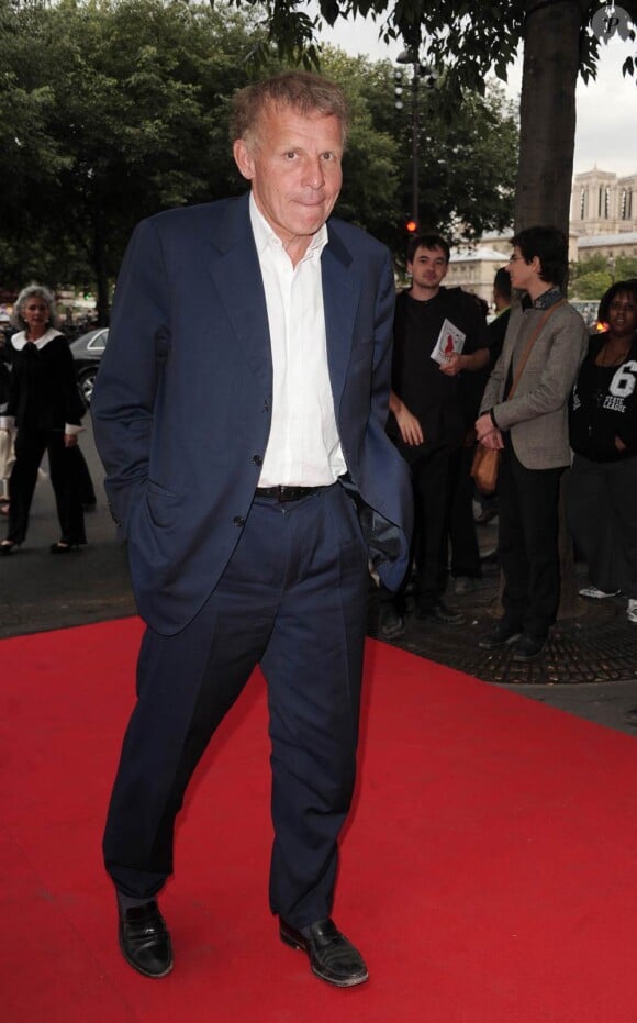 Patrick Poivre d'Arvor à l'occasion de la soirée de gala donnée pour les 50 ans d'Amnesty International, au Théâtre du Châtelet, le 27 mai 2011.
