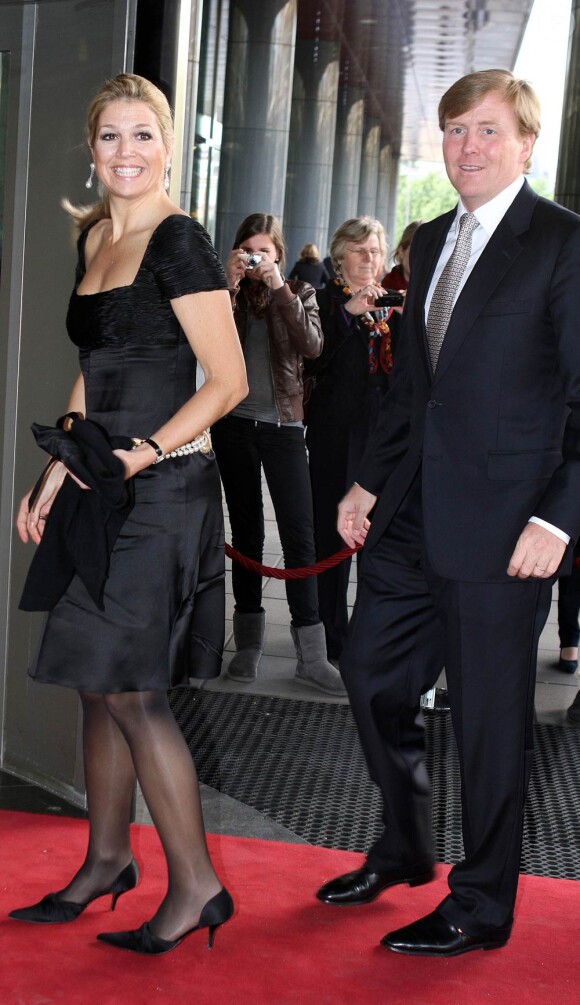 La princesse Maxima des Pays-Bas et son époux le prince héritier Willem-Alexander étaient de sortie pour un concert caritatif au profit des sinistrés du Japon, le 31 mai 2011, à Amsterdam.