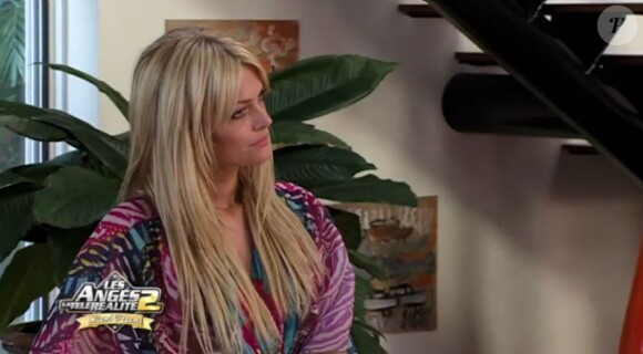 Caroline dans les Anges de la télé réalité 2, Miami Dreams, le mercredi 1 juin 2011 sur NRJ 12.