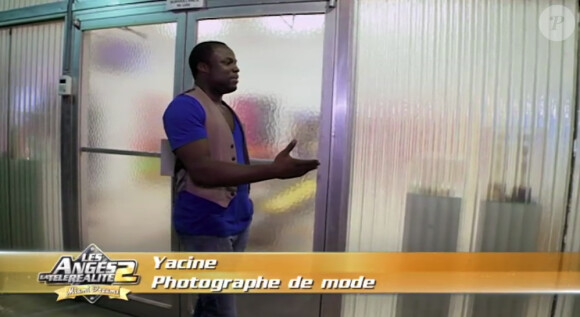 Yacine, photographe, dans les Anges de la télé réalité 2, Miami Dreams, le mercredi 1 juin 2011 sur NRJ 12.