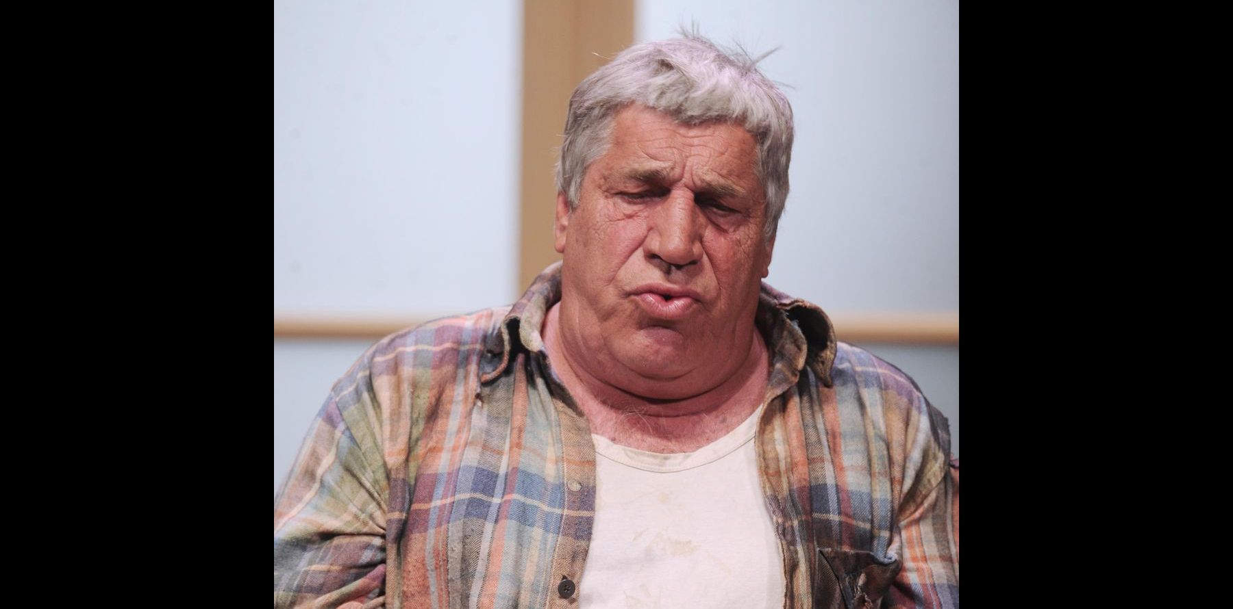 Qui Est La Mere De Jean Pierre Castaldi Jean-Pierre Castaldi : Dans la peau d'un clochard qui dérange... -  Purepeople