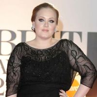 Adele : La star britannique est malade...