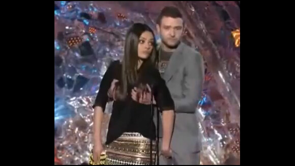 MTV Movie Awards : Mila Kunis et Justin Timberlake se pelotent sur scène !