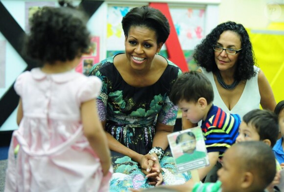 Michelle Obama lors d'une rencontre avec de jeunes enfants à Washington le 8 juin 2011