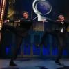 Neil Patrick Harris et Hugh Jackman chantent et dansent, lors de la 65e cérémonie des Tony Awards, à New York, le 12 juin 2011.