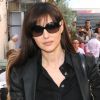 Monica Bellucci, sombre à son arrivée au 57e Festival du Film de Taormina, en Italie, le 11 juin 2011.