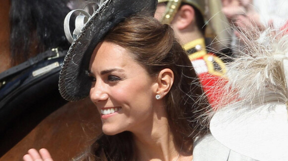 Kate Middleton, telle une princesse de conte de fées, répand sa beauté...