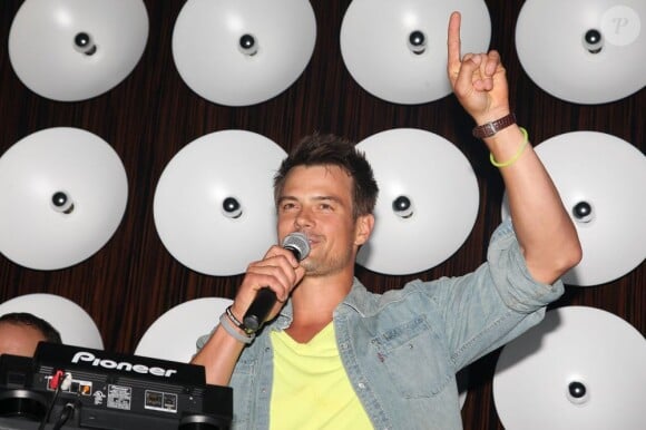 Josh Duhamel lors de l'anniversaire du président de l'agence de mannequins Wilhelmina Sean Patterson à la Preview Party pour PH-D Rooftop Lounge à l'hôtel Dream Downtown de New York, le 12 juin 2011