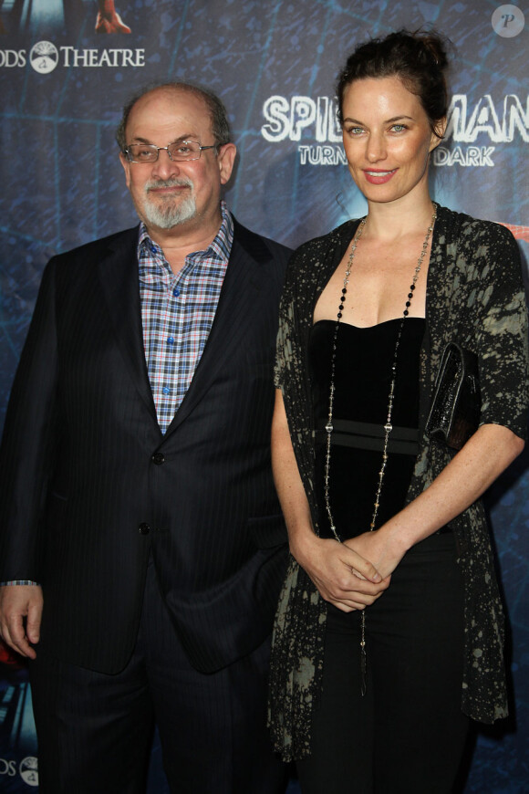 Salman Rushdie lors de la première de la comédie musicale Spider-man : Turn off the Dark à New York le 14 juin 2011
