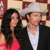 Matthew McConaughey et Camila Alves lors de la soirée d'ouverture du Los Angeles Film Festival, le 16 juin 2011.