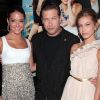 Le 23 juin 2011 à New York, Stephen Baldwin est venu avec ses jolies filles assister à la première de Monte Carlo