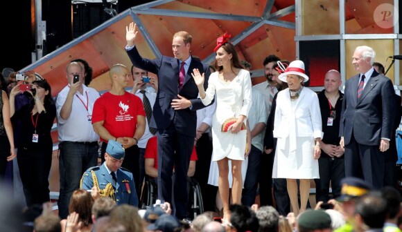 Le prince William et la duchesse Catherine de Cambridge à Ottawa, au Canada, pendant leur première visite officielle internationale en tant que  jeunes mariés, le 1er juillet 2011