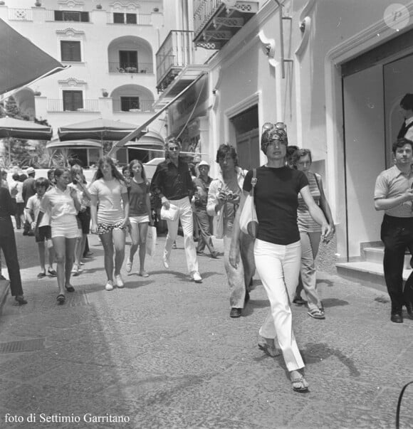 Jackie Onassis en vacances à Capri vue par Settimio Garritano