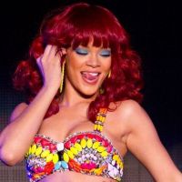 Rihanna : encore sexy et provoc' pour un show haut en couleur