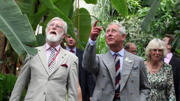 Le prince Charles et Camilla, dans l'oeil du cyclone, respirent un bon coup