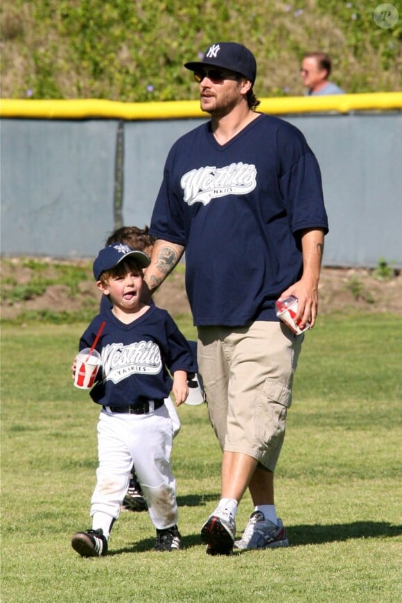 Kevin Federline avec son fils Sean preston en mars 2011