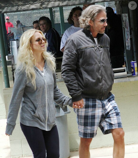 Britney Spears et son chéri actuel Jason Trawick, en mai 2011 à Hollywood