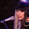 Lady Gaga chante The Edge of Glory dans l'émission d'Howard Stern, sur Sirius XM, à New York le 18 juillet 2011.