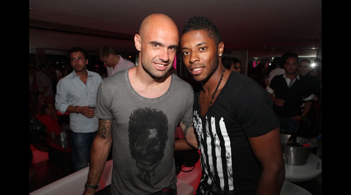 Photo : Cris et Michel Bastos au VIP ROOM de St Tropez, le 19 juillet 2011  - Purepeople