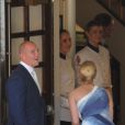 Mike Tindall et Zara Phillips assistent à la soirée organisée la veille de leur mariage à Édimbourg, le 29 juillet 2011. 