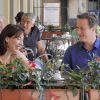 David Cameron et son épouse Samantha profitent de quelques jours de vacances en Italie, le 31 juillet 2011 : ils ont été photographiés à Montevarchi, près de Sienne.