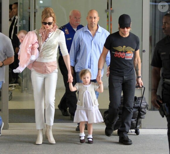 Nicole Kidman et Keith Urban avec leurs filles Sunday Rose et Faith Margaret le 6 juillet 2011