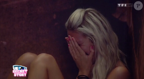 Marie craque dans Secret Story 5
