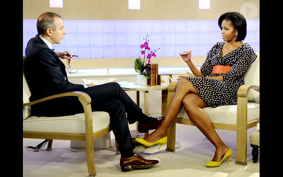 Michelle Obama est une femme du peuple : invitée sur le plateau de l'émission américaine The Today Show, la First Lady s'y rend dans une robe H&M à 25€.