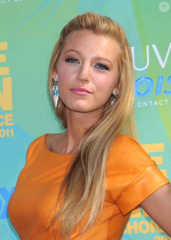 Blake Lively, lors du photocall de la soirée des Teen Choice Awards 2011, à Los Angeles, dimanche 7 août 2011.