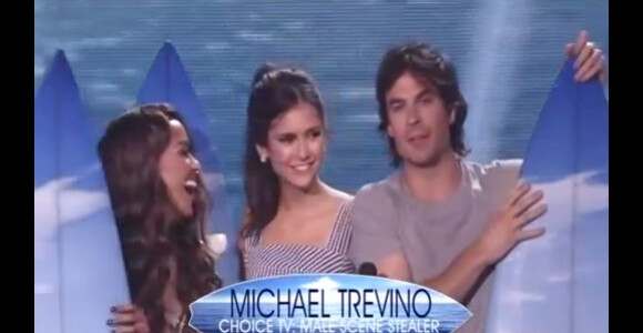 Les stars de Vampire Diaries lors des Teen Choice Awards ! Ils ont gagné 5 prix. 