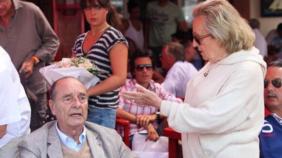 Jacques Chirac le Tropézien : Les jolies filles sautent à son cou, Bernie sévit