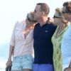 En compagnie de David Furnish, Lara Stone et son époux David Walliams roucoulent à Saint-Tropez. Le 15 août 2011