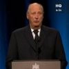 Le roi Harald a peiné à contenir ses larmes lors de son hommage, le 21 août 2011, aux victimes du 22 juillet.