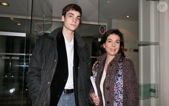 Carole Amiel et son fils Valentin en novembre 2006.