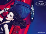 Anne Hathaway devient l'égérie sensuelle et un rien provoc' de Tod's
