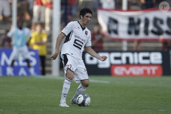 Fabien Lemoine, footballer évoluant à Saint-Etienne et petit miraculé est devenu papa le 2 septembre 2011
