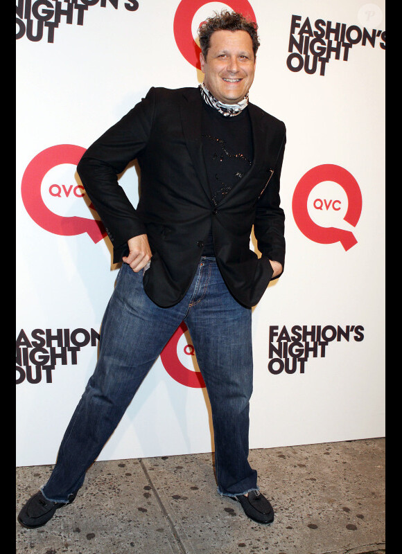 Isaac Mizrahi à la Fashion Night Out à New York le 8 septembre 2011