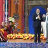 Richard Gere aux côtés de moines tibétains et du dalaï-lama le 11 septembre 2011