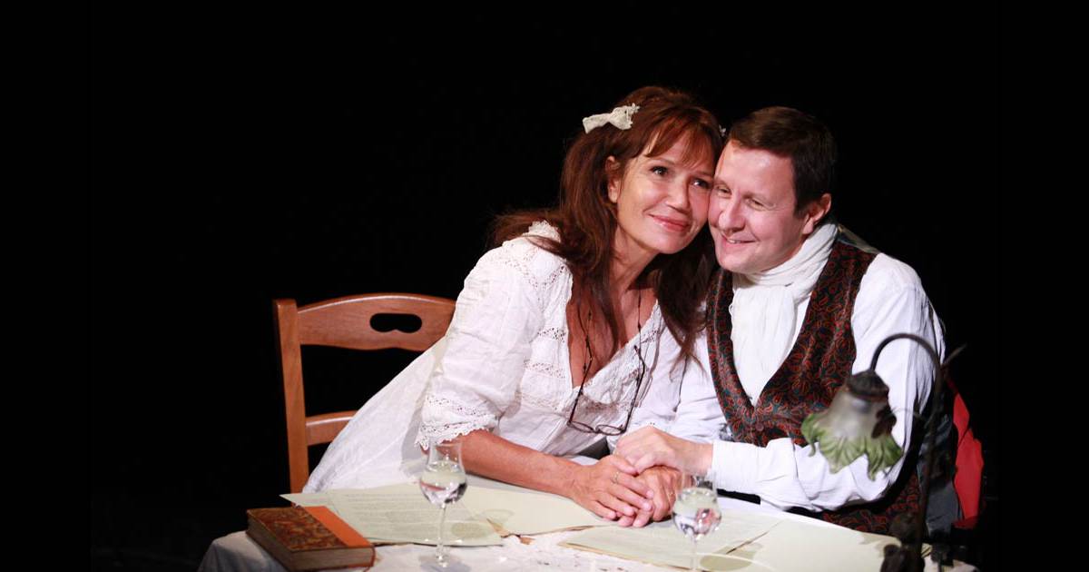 Mariage Compagnon Clémentine Célarié Et Ses Fils Clémentine Célarié : Omniprésente, infatigable et passionnée - Purepeople